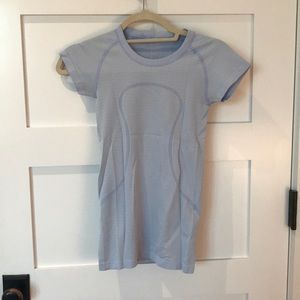 lavender lulu lemon top